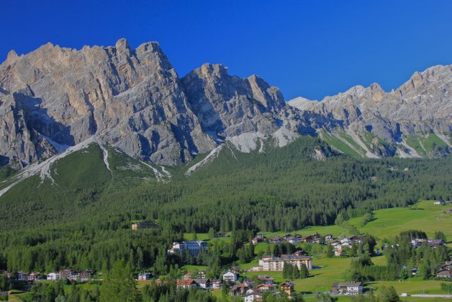 Biking with the family along the “Dolomiti Way”