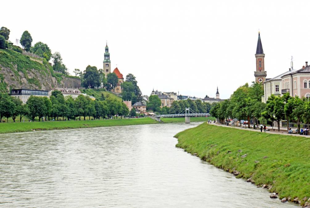 Eurovelo 13: the route of the Iron Curtain Eurovelo 13: the route of the Iron Curtain