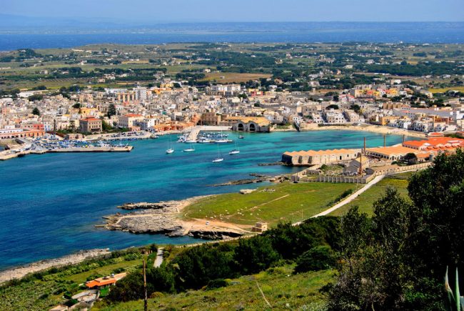 Favignana Island by bicycle: Discovering the Egadi