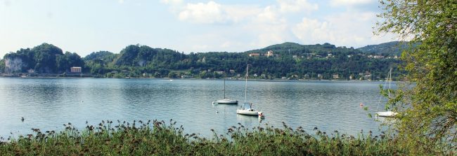 A day on pedals to discover the lakes of Varese and Comabbio