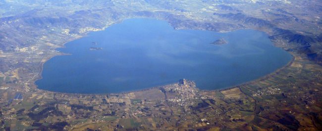 Discovering the Lake Trasimeno by bike