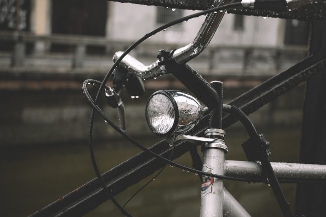 How to cycle under the rain