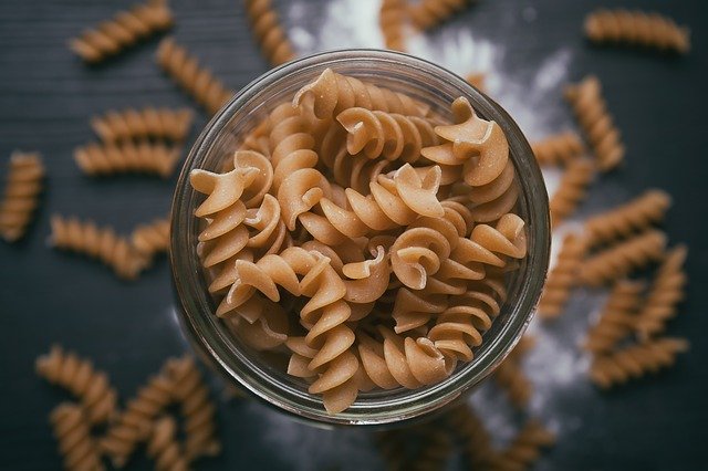 Cyclist diet: a balance between carbs, proteins and fats