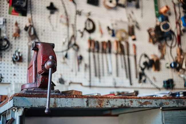 How to set up a workshop in small spaces