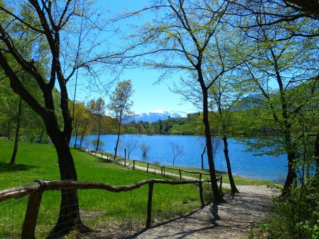 Discovering Lake Tenno on mountain bike