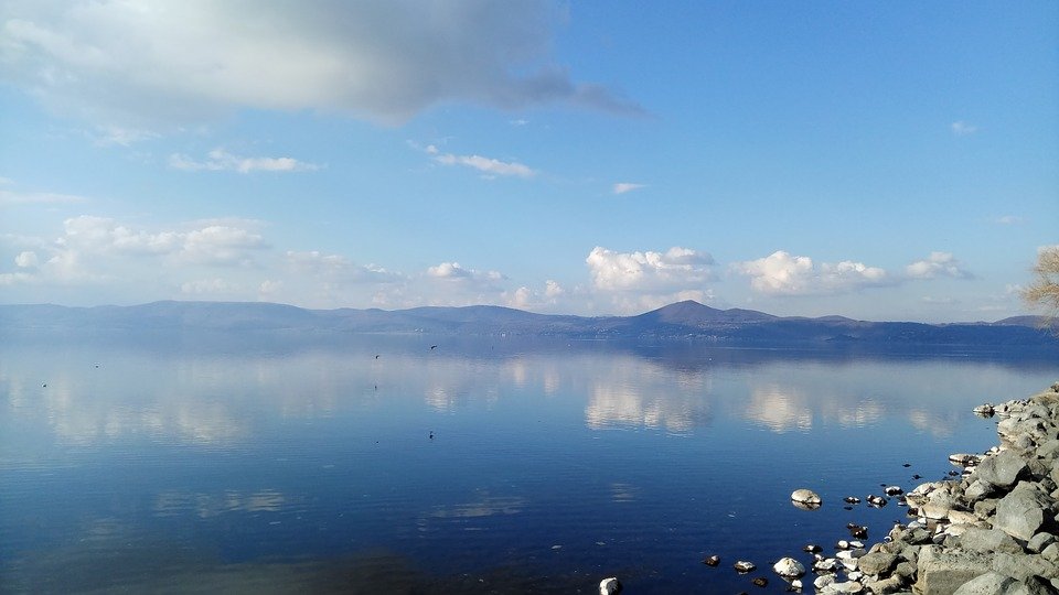 Ring of the Lake Bracciano Ring of the Lake Bracciano