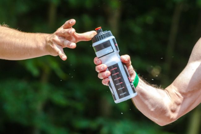 Eat while cycling: how much, when and how Eat while cycling: how much, when and how