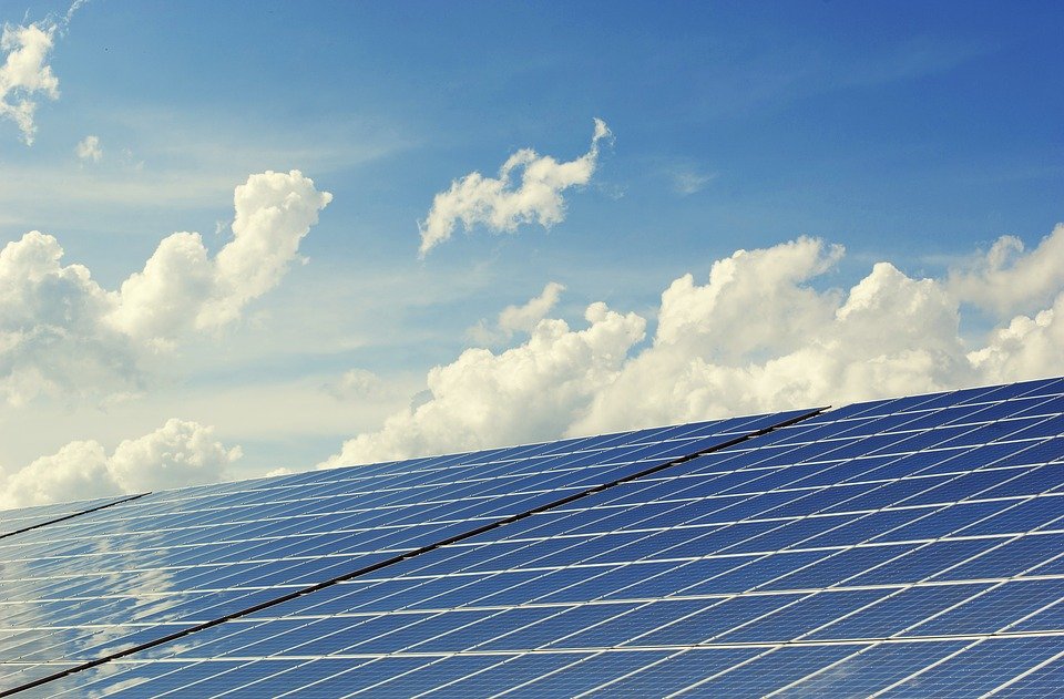 Recharge batteries while traveling: solar panels for bikes Recharge batteries while traveling: solar panels for bikes